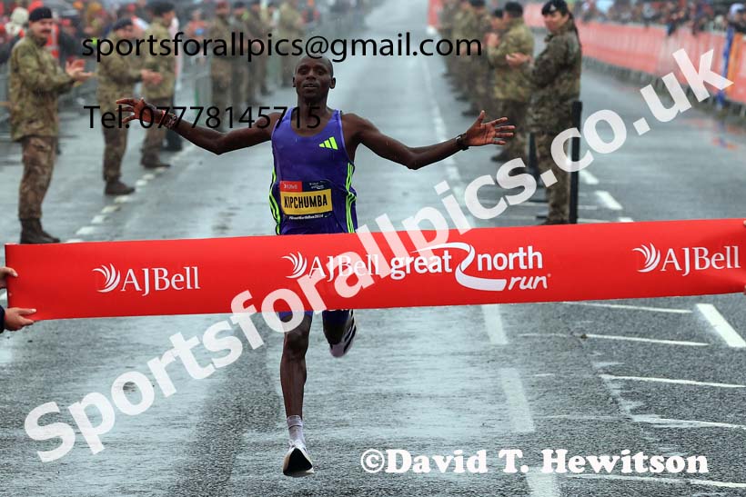 Mens 2024 AJ Bell Great North Run.  Photo: David T. Hewitson/Sports for All Pics